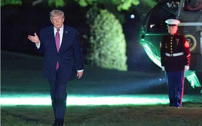 Д.Трамп: Иран өдөрт 500 сая долларын алдагдал хүлээж байна